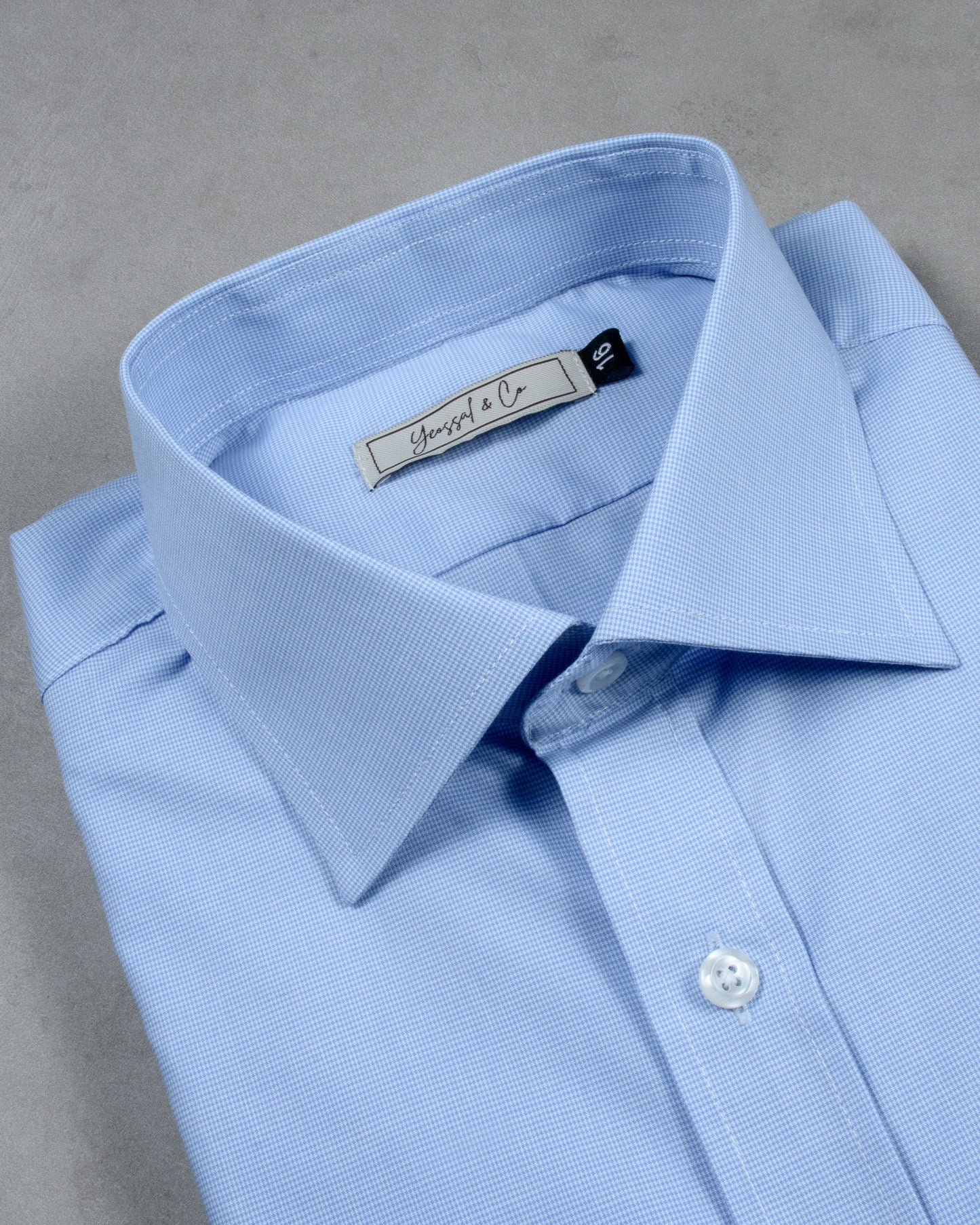 Blue Nailshead Spread Collar Cotton Shirt